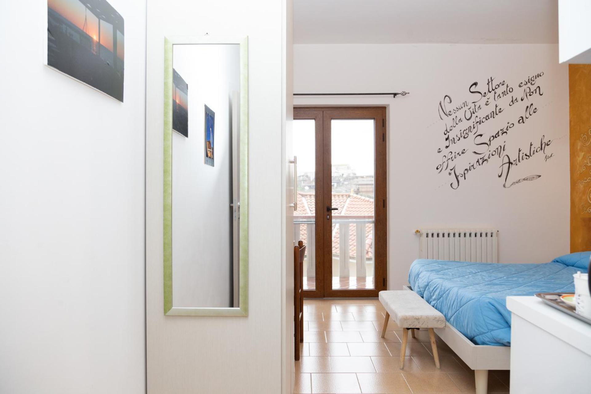 La Dimora Degli Artisti Bed & Breakfast Катандзаро Екстериор снимка