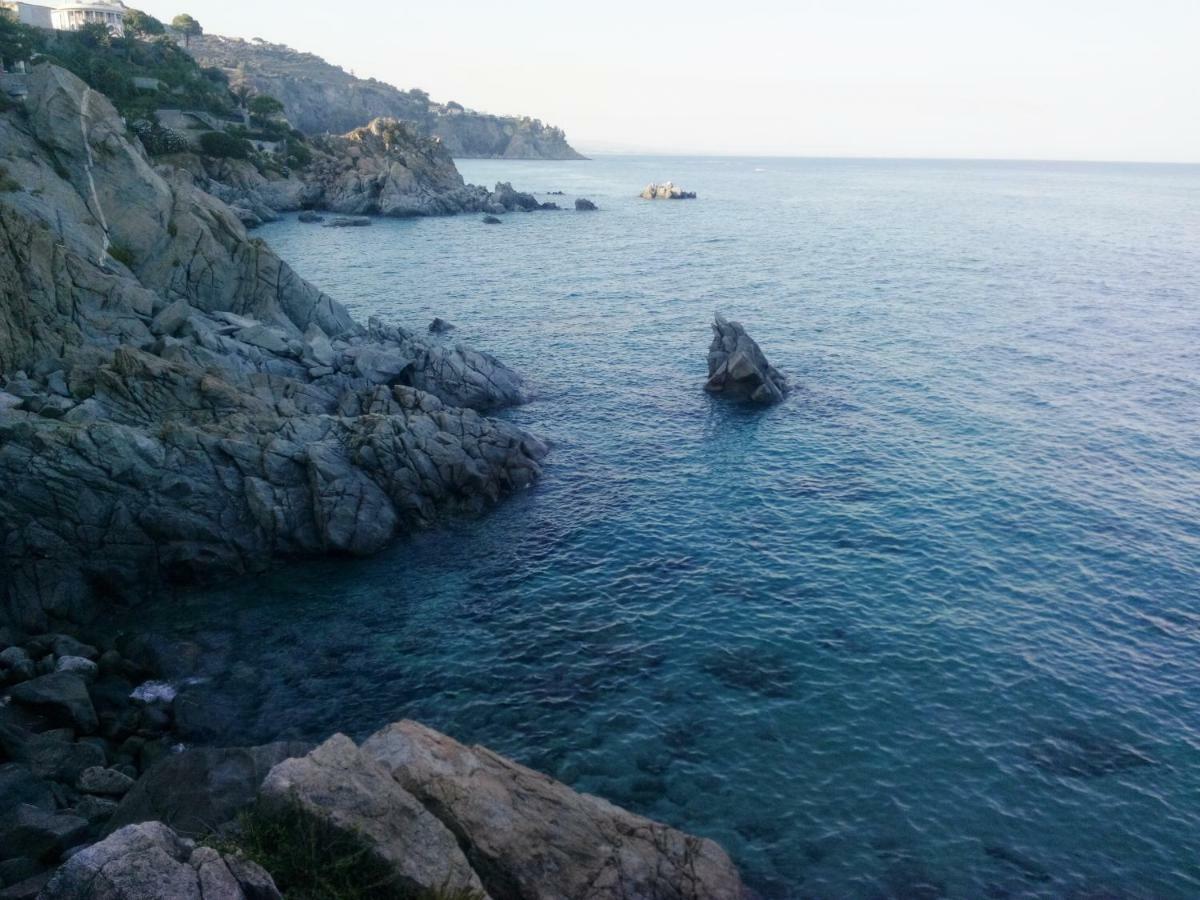 La Dimora Degli Artisti Bed & Breakfast Катандзаро Екстериор снимка